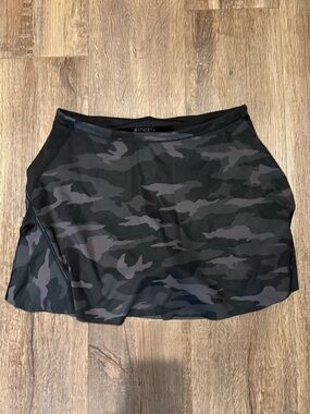 Athleta Black & Gray Camo Athletic Skort